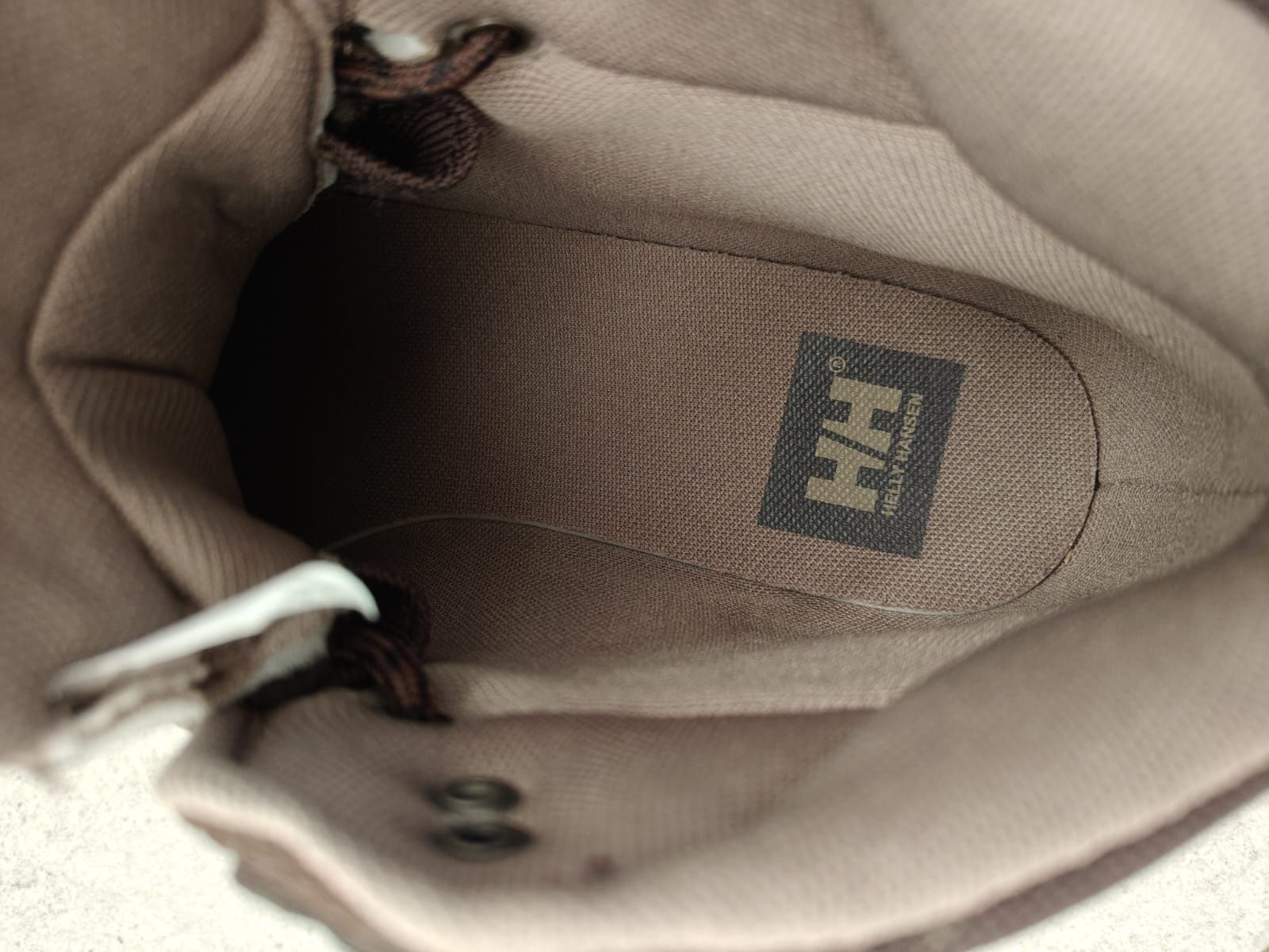 Buty zimowe Helly Hansen r. 41