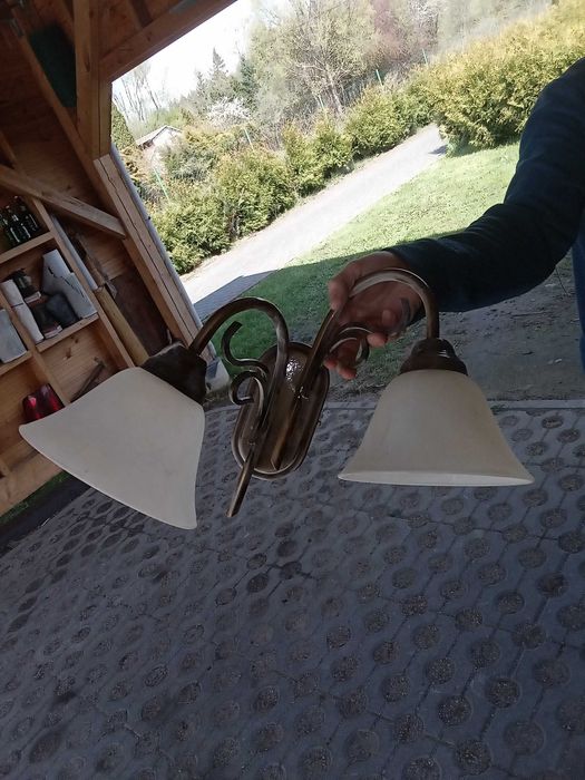 Kinkiety, lampy żyrandole itd