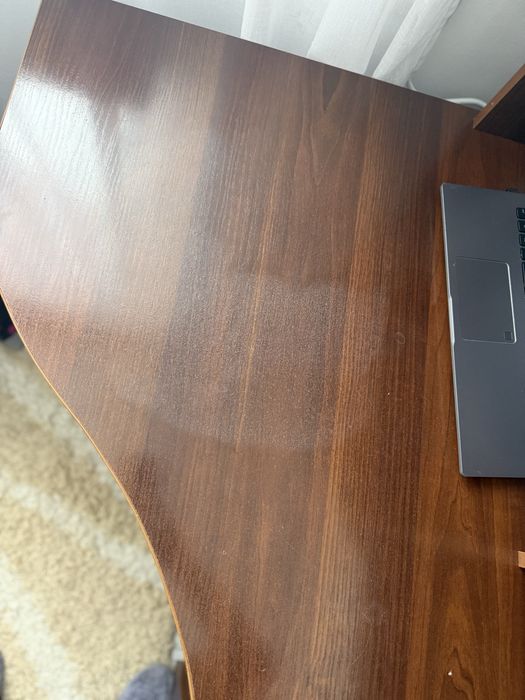 Компʼютерний стіл