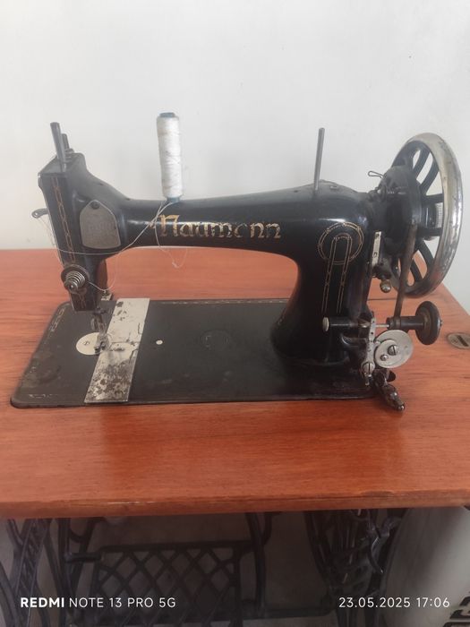 Maszyna do szycia Naumann zabytkowa