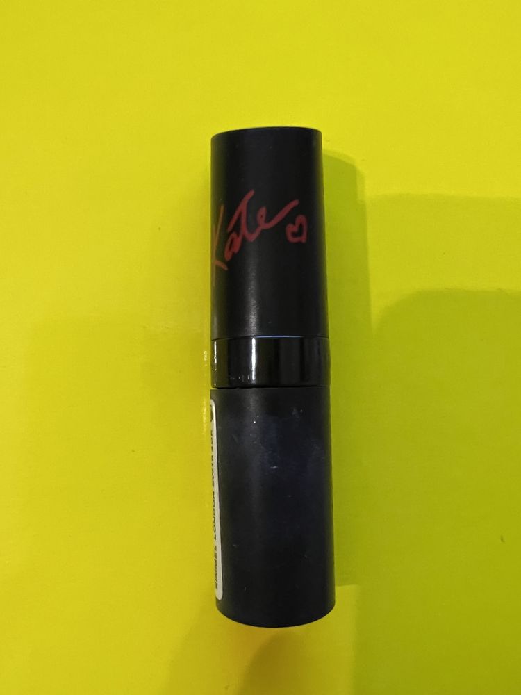 Rimmel Lasting Finish Kate Moss szminka trwała czerwona nr 10