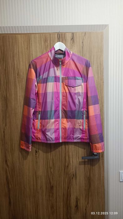 Куртка -вітровка, розмір L, "The north face"