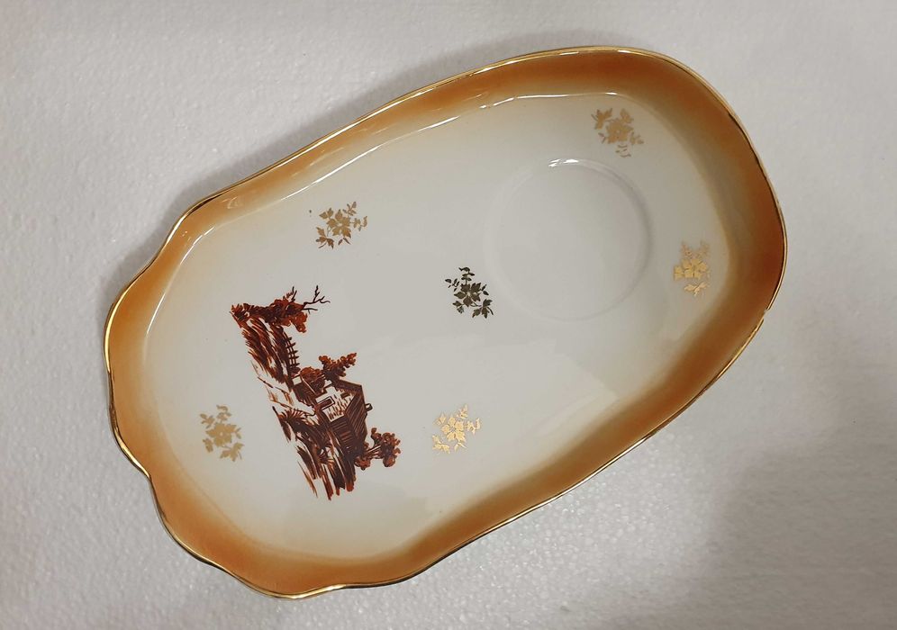 Prato e Chávena muito antigo, marca Alfal Nº 2018, Fábrica de Alcobaça