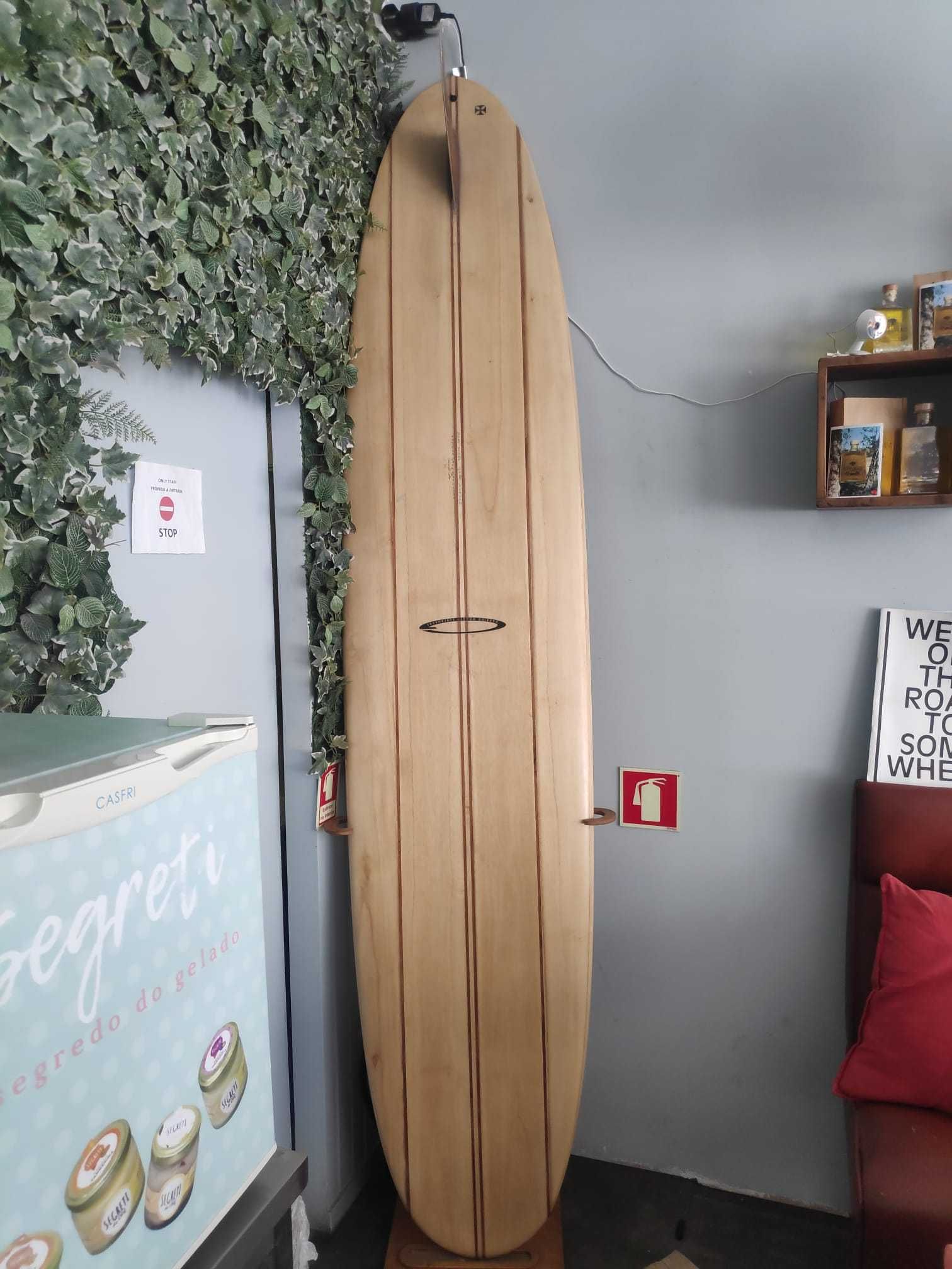 LONG BOARD EM MADEIRA