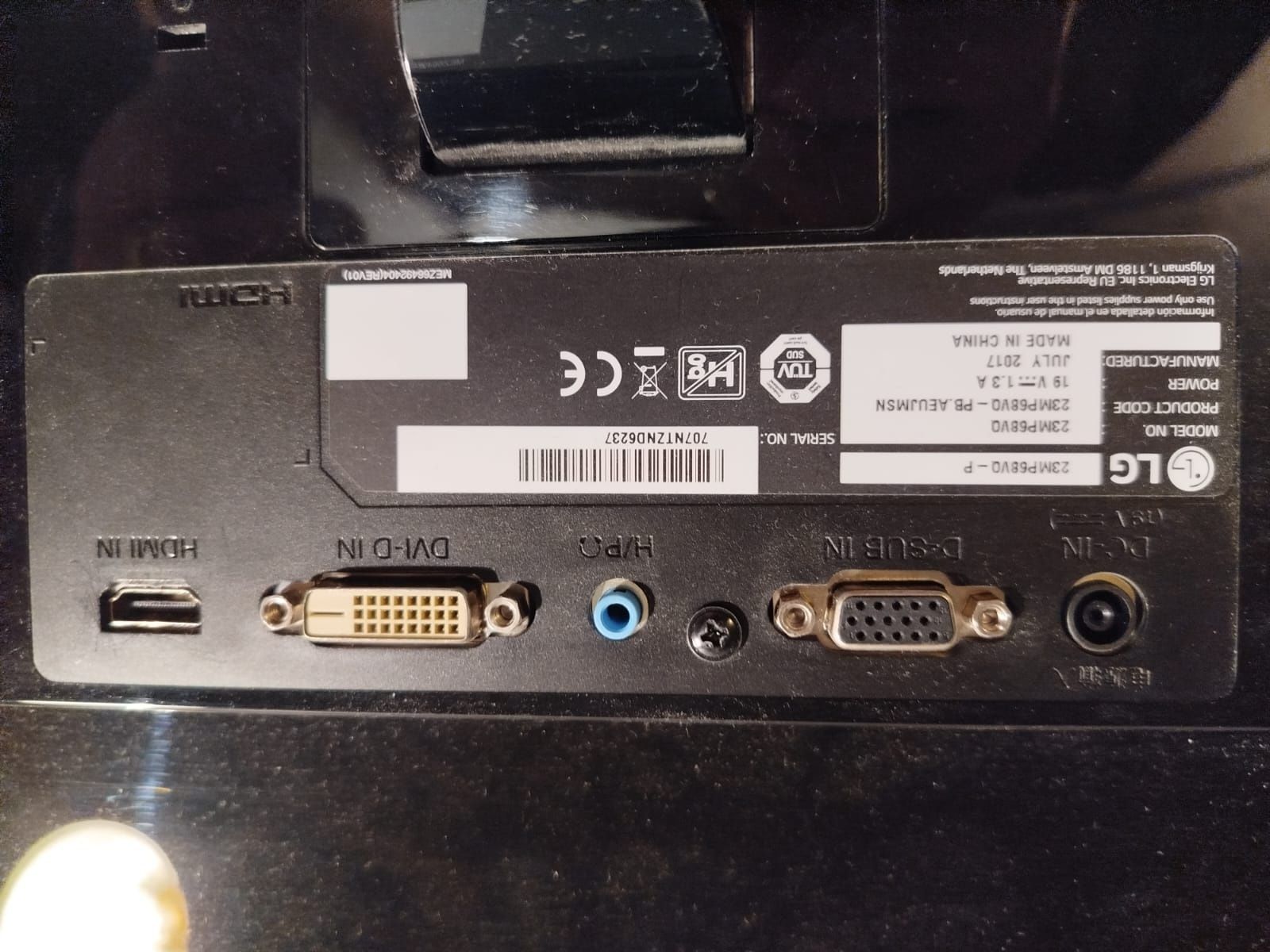 Monitor LG model 23MP68VQ-P