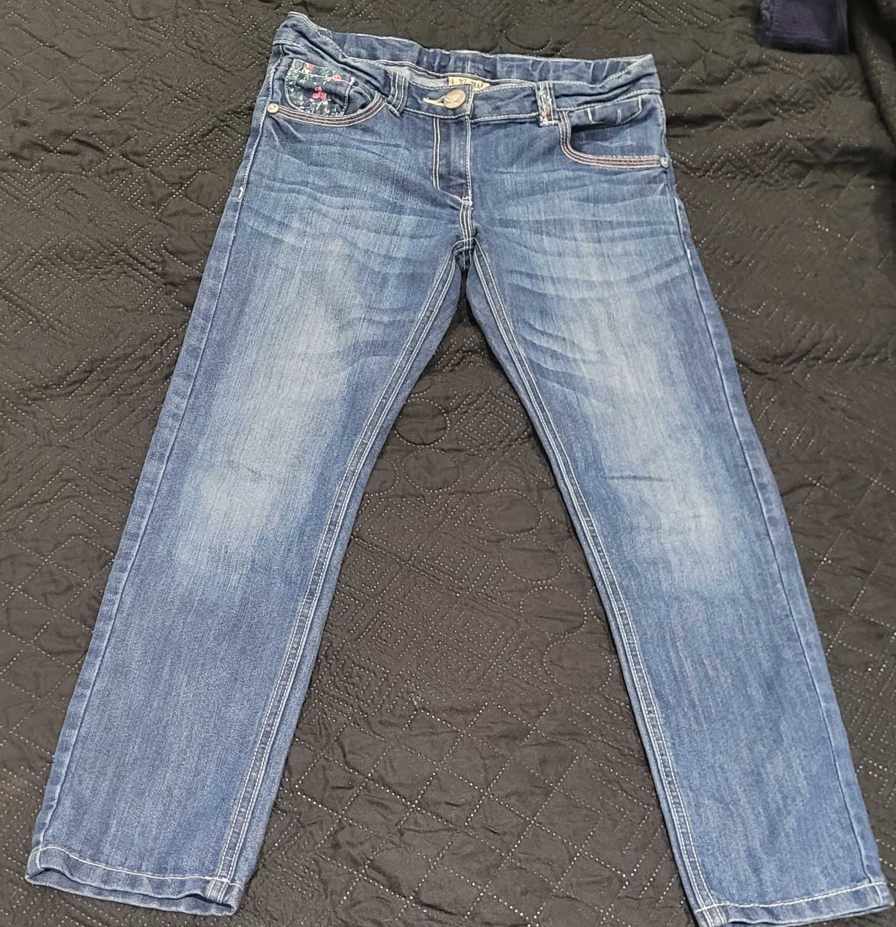 Spodnie jeansowe dziewczęce 134 next
