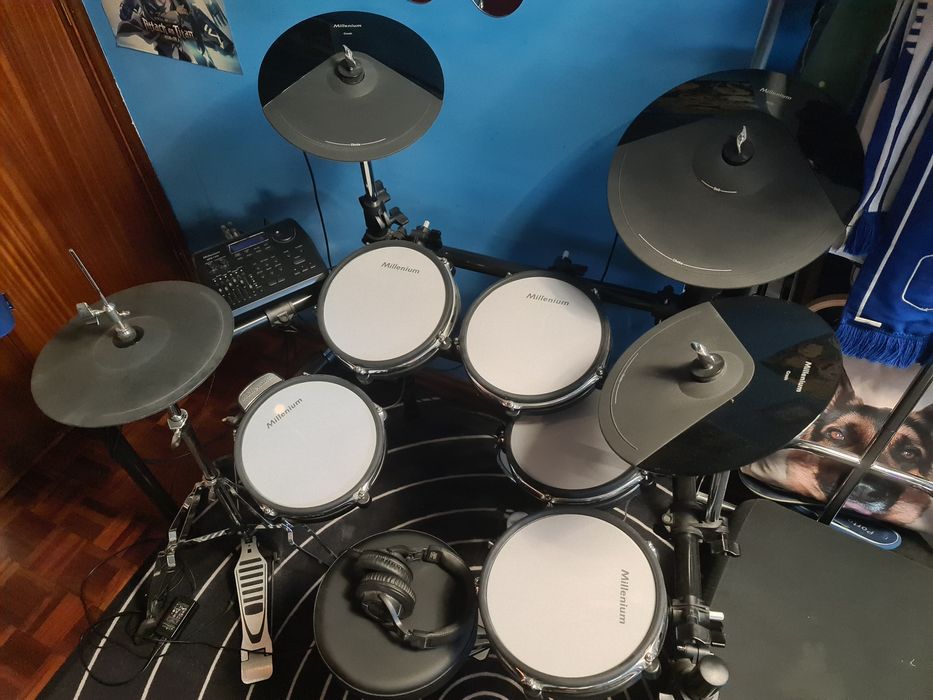 Bateria Millenium MPS-750X E-Drum Complete Bundl