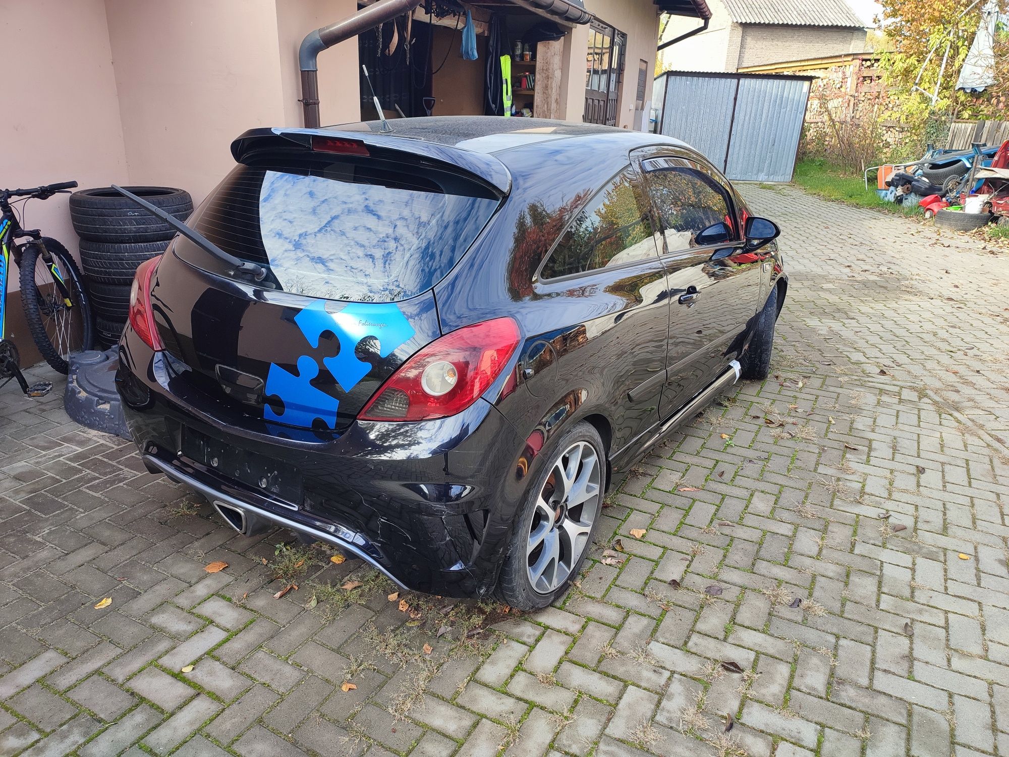 błotnik opel corsa  kod lakieru z20r