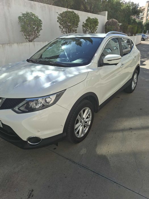Nissan Qashqai impecável