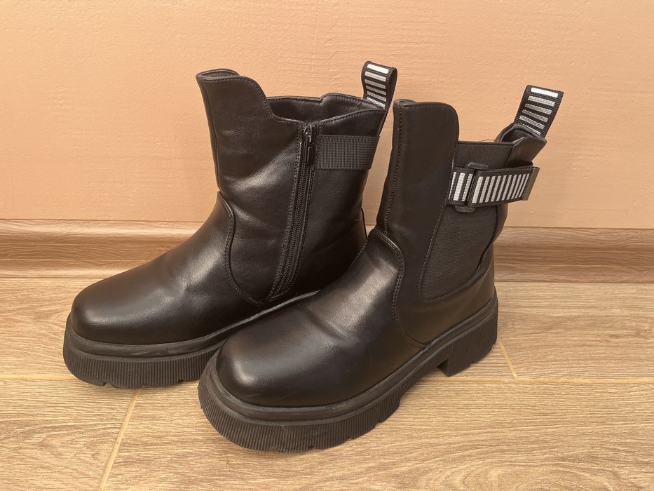 Зимние кожаные ботинки на девочку 36р., 23.5см