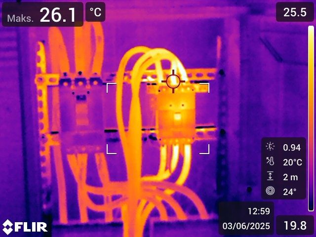 Badania Termowizyjne  PV z drona(640x512pix), badania termowizyjne,ins
