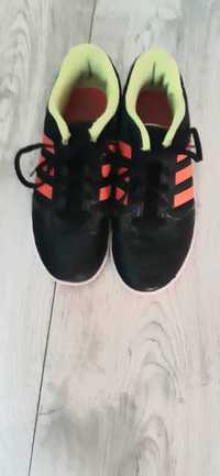 Buty adidas dla chłopca