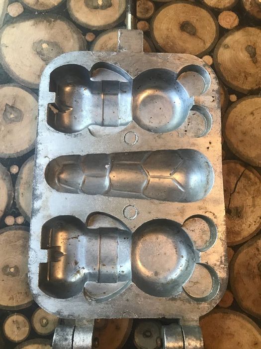 Форма мішки та шишка СССР ведмедики