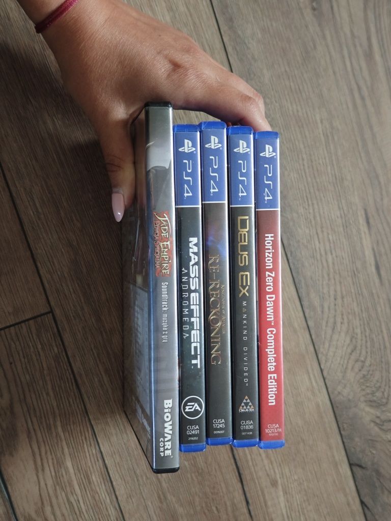 Gry na PS4 i muzyka z gry Deus Ex Horizon Zero Dawn Mass Effect