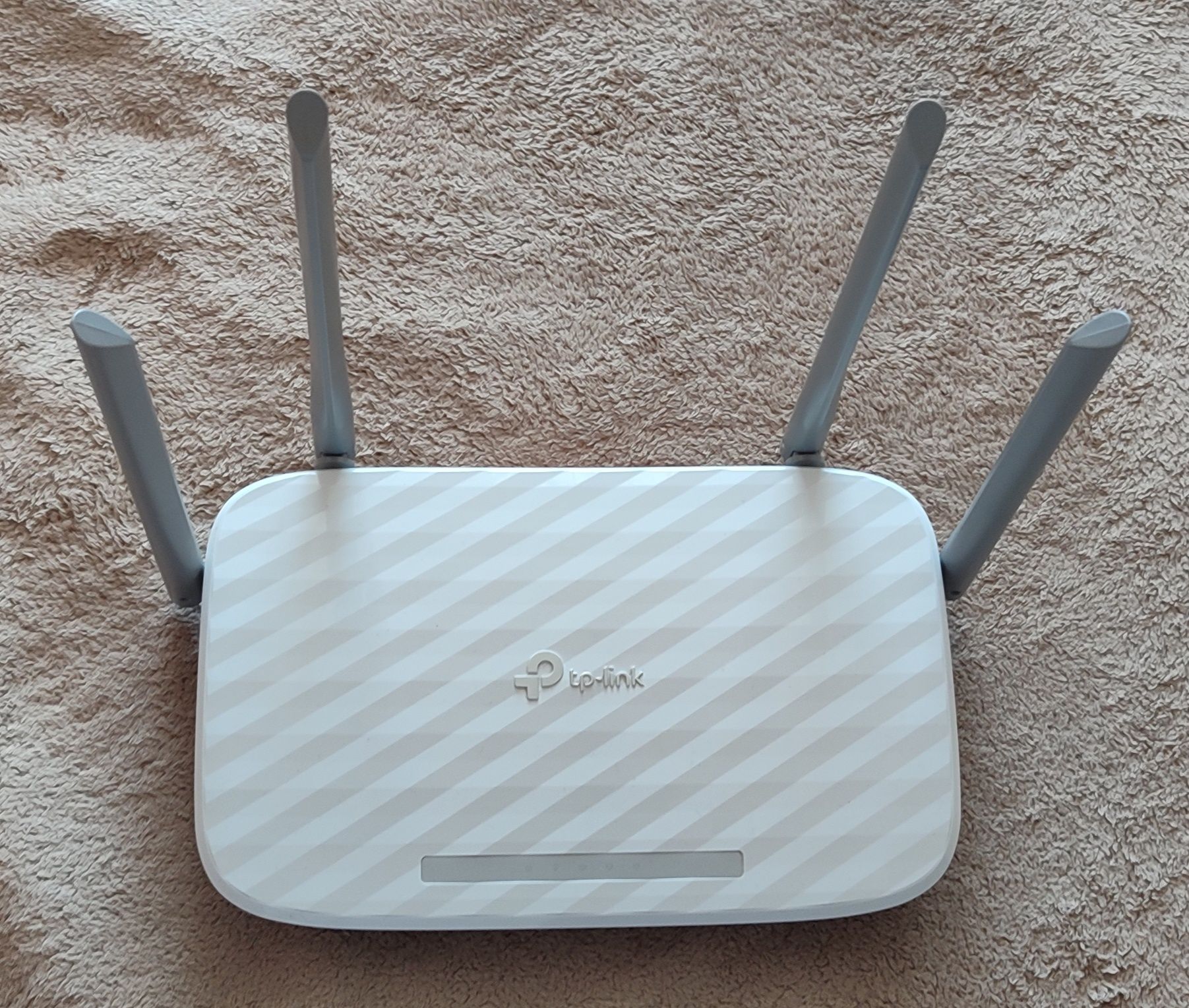 Продам Tp-link AC1200 Archer C50 вайфай роутер
