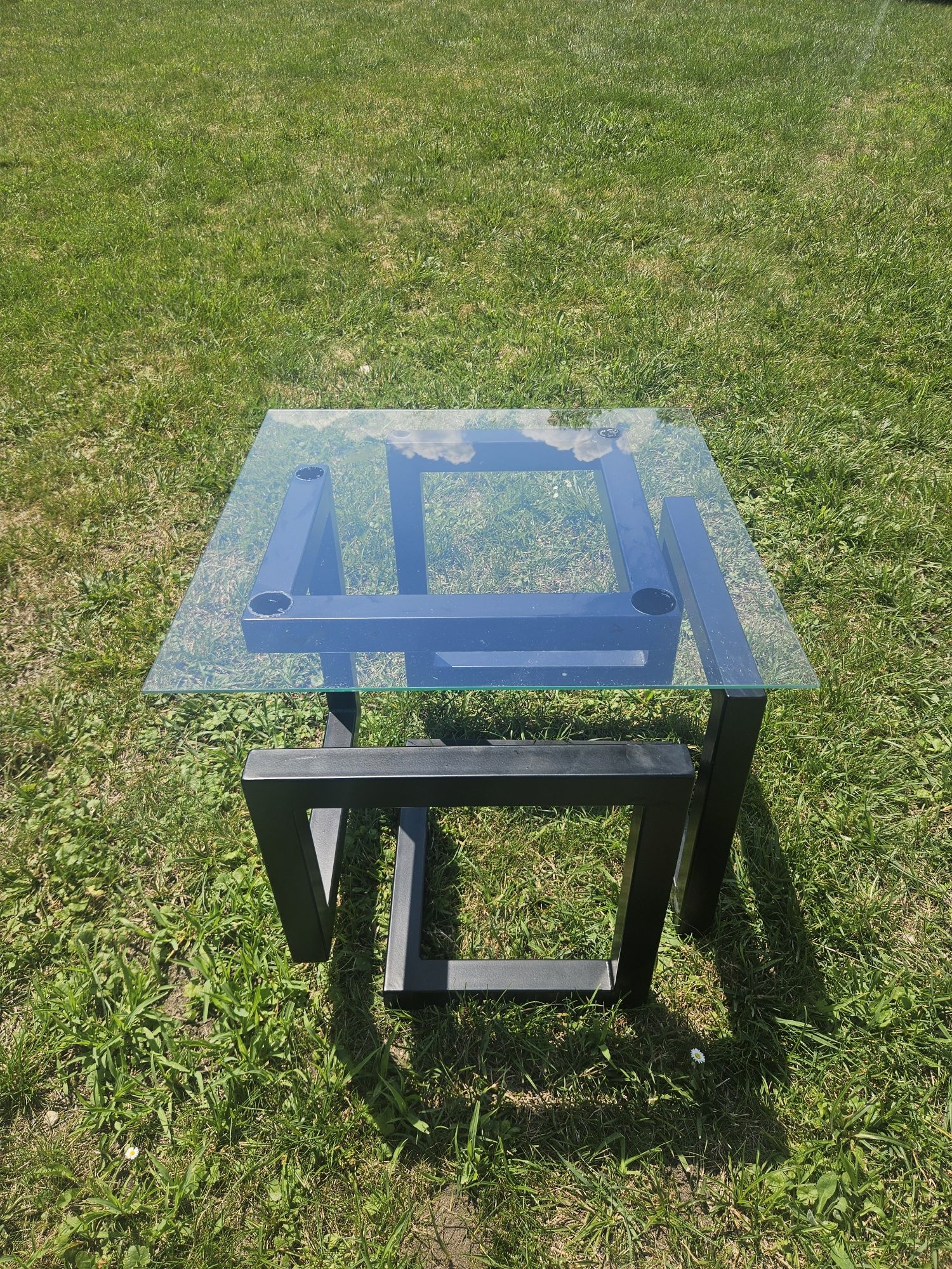 Stolik kawowy w stylu loftowym Infinity cube
