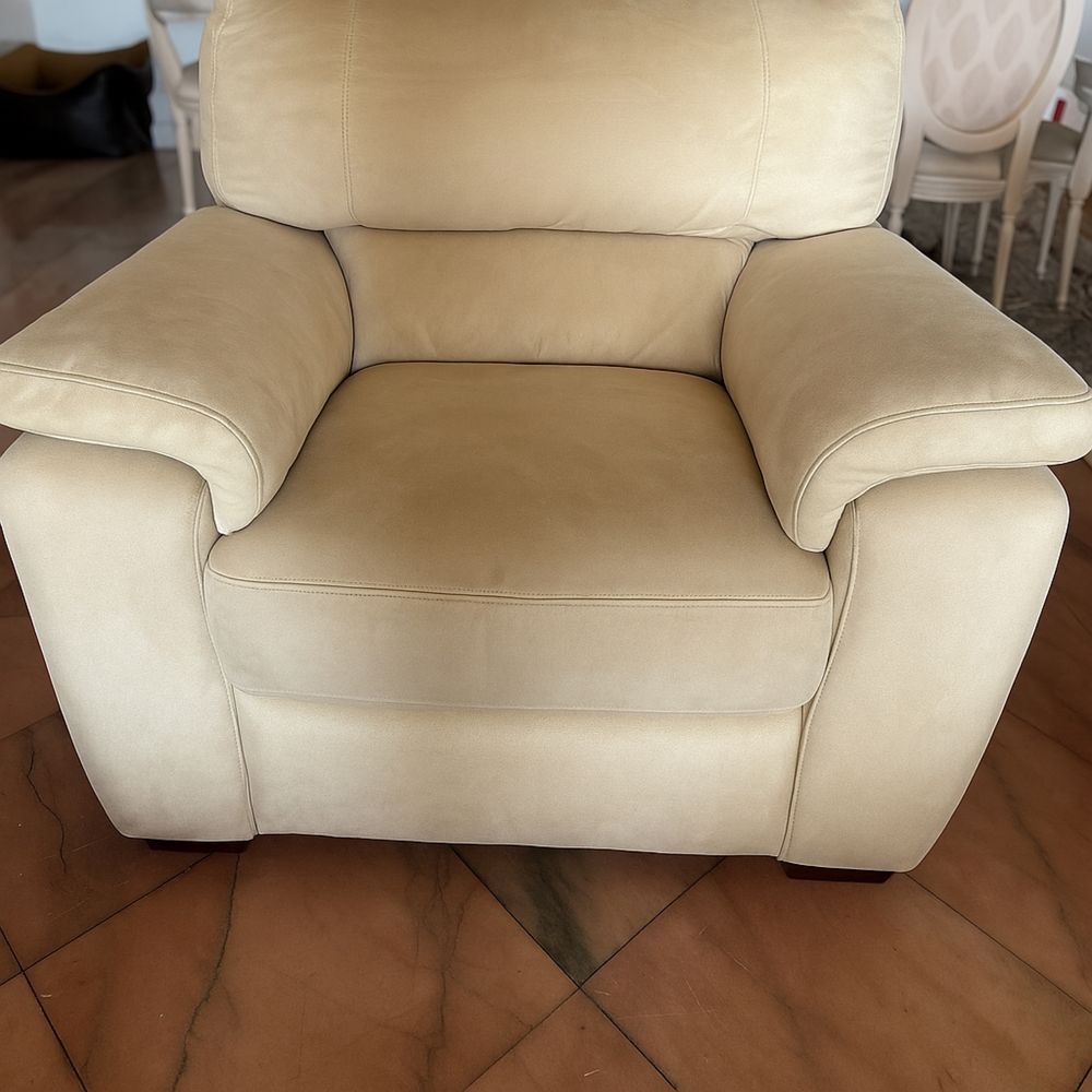 Limpeza Profissional de Sofás e Colchões