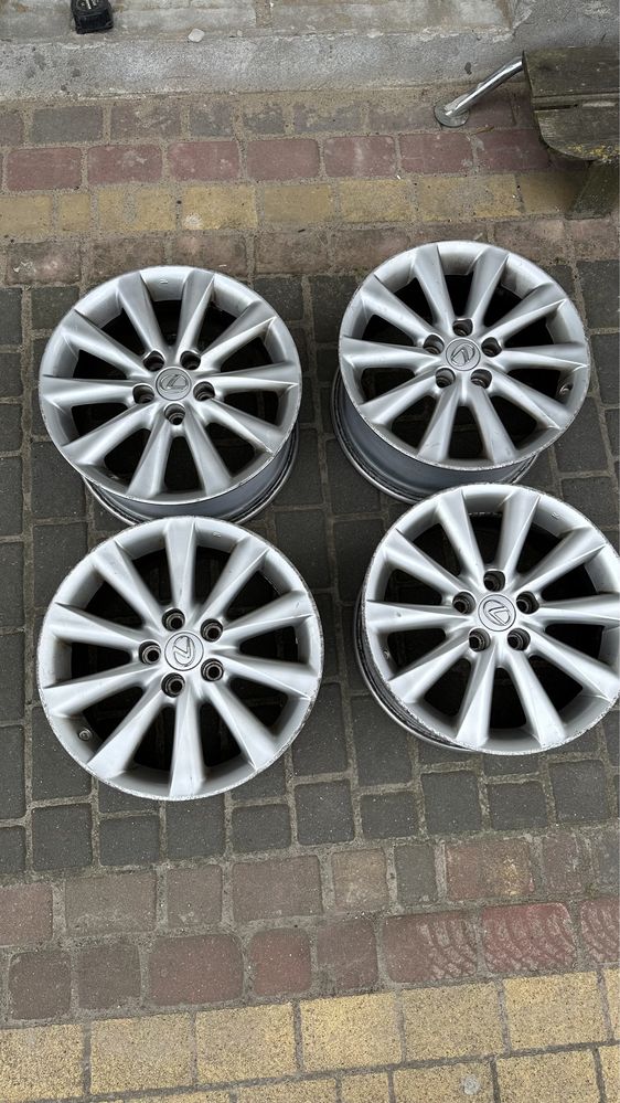 Felgi 5x114,3 lexus