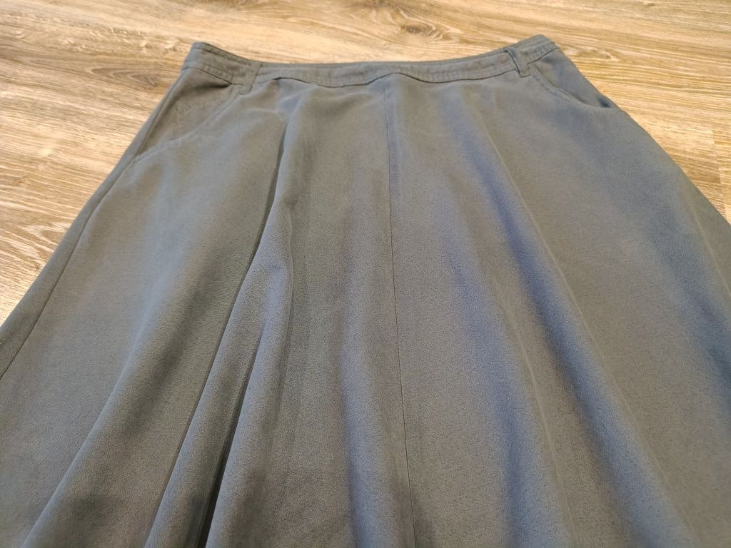 TOP SECRET spódnica midi brązowa brąz rozkloszowana jak zamszowa 42
