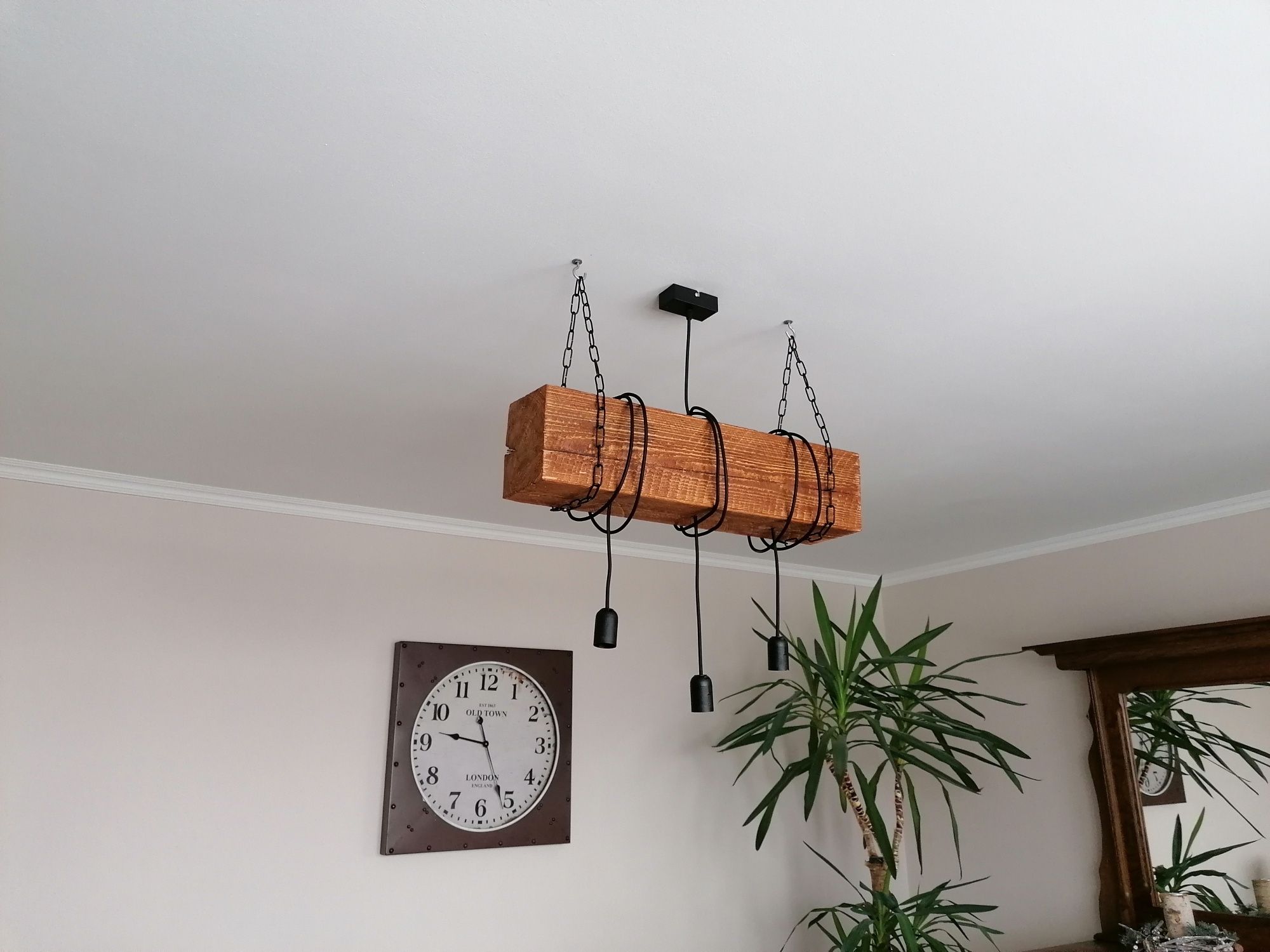 Lampa belka drewniana