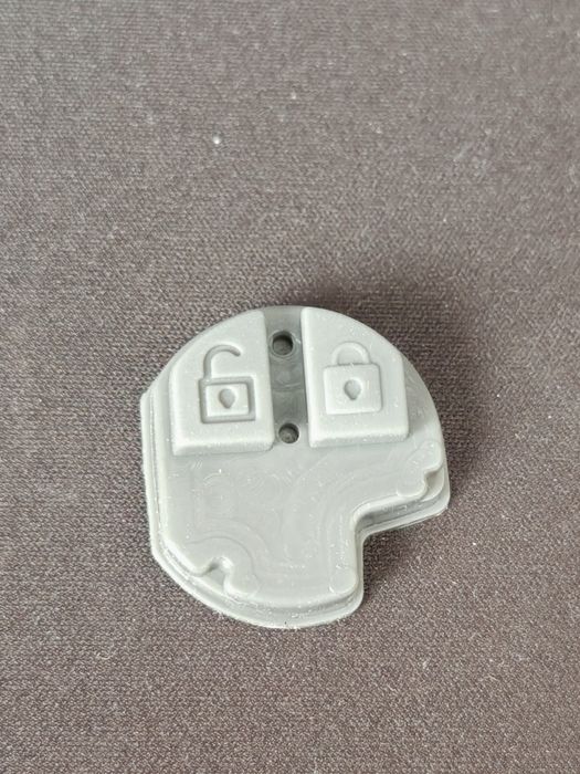 Suzuki, Fiat Sedici, Opel Agila - gumka kluczyka, pilota