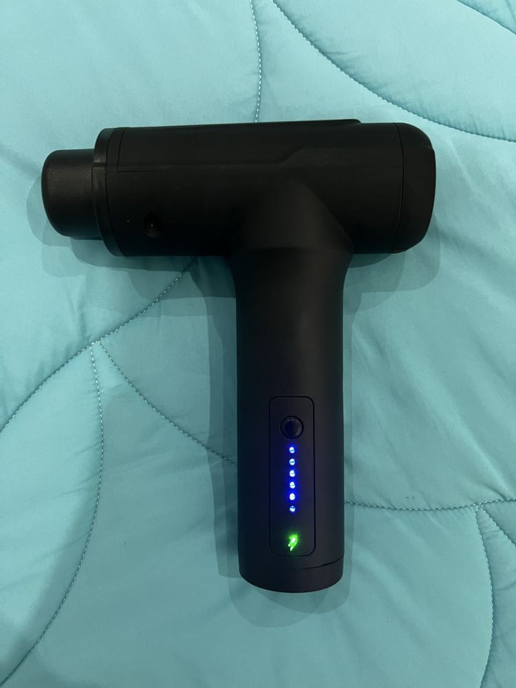 Pistola de massagens nova