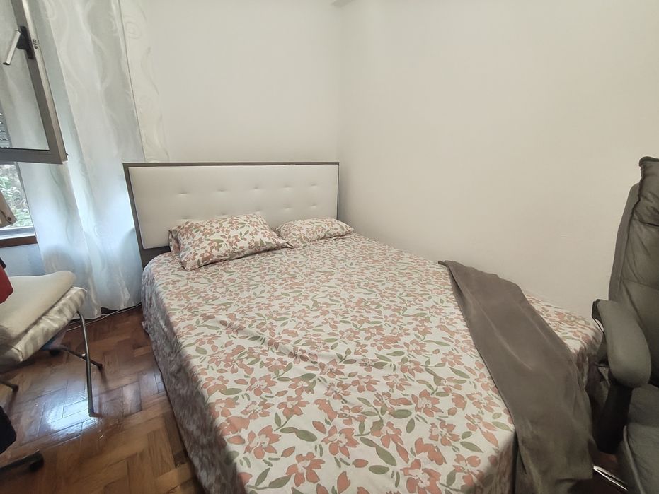 (Reservado) Cama de Casal com Colchão