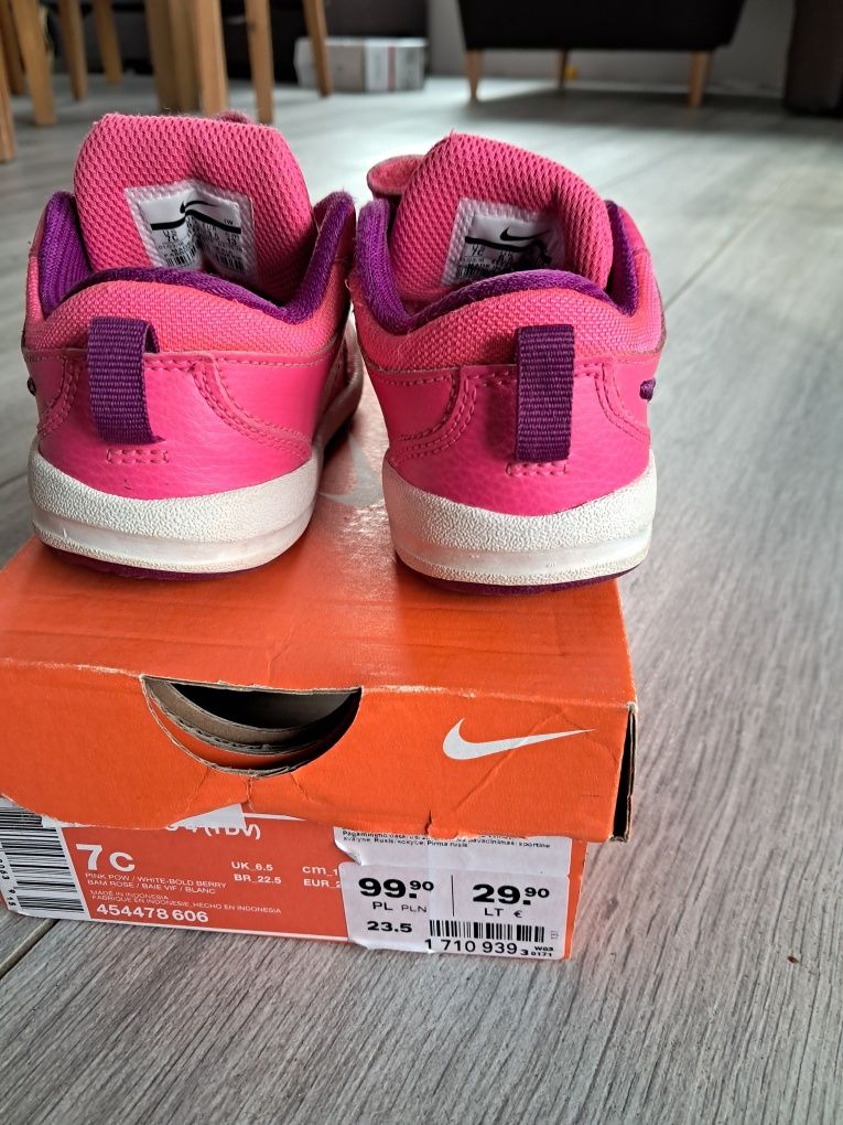 Buty nike 23,5 na rzep