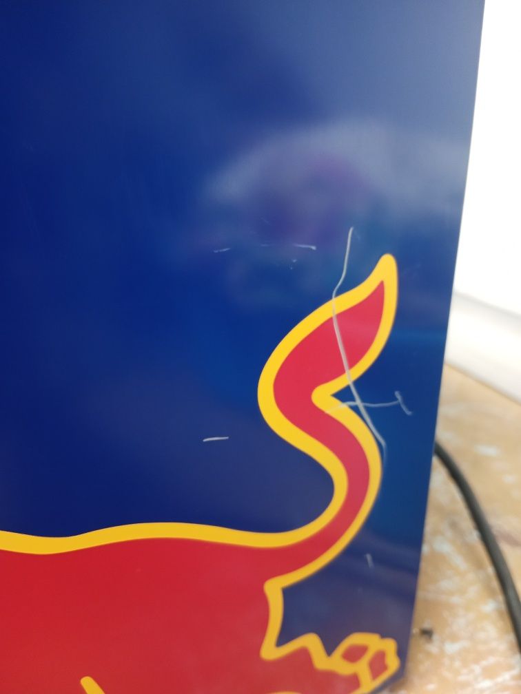 Lodówka Red Bull