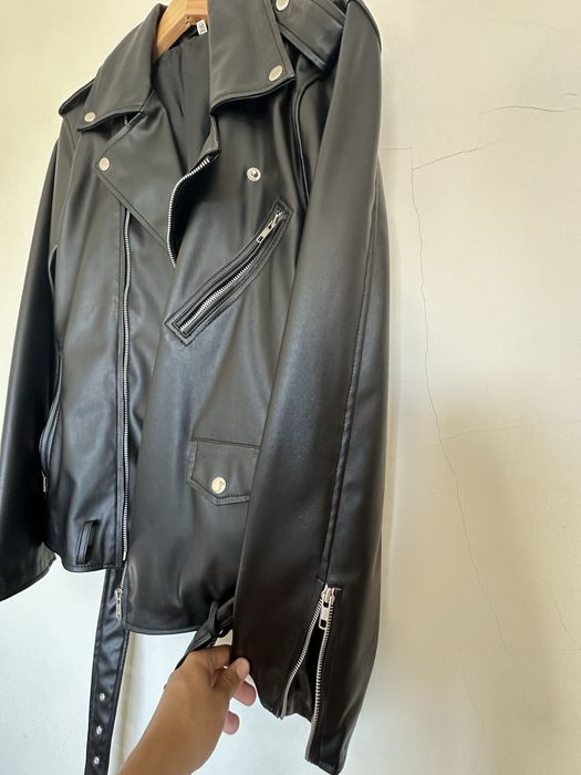 Casaco South Side Serpents em pele sintética,nunca usado