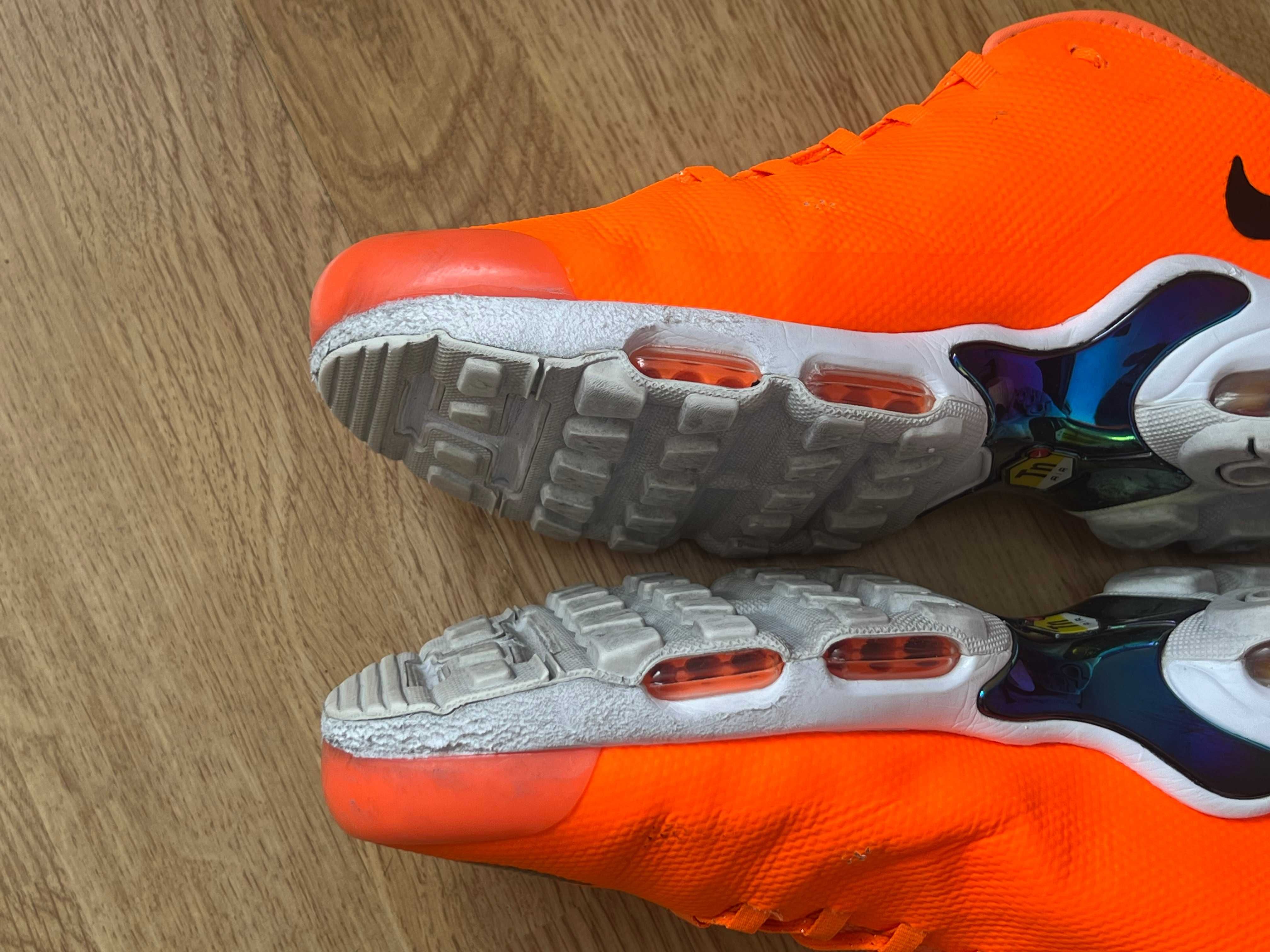 Кросівки NikeAir Max Plus TN оригінал у хорошому стані.