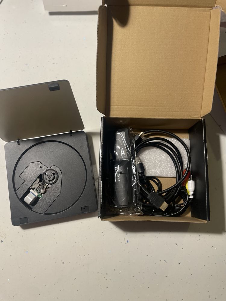 Dvd player.Odtwarzacz DVD KC-708 z Czujnikiem Dotykowym i Pilotem