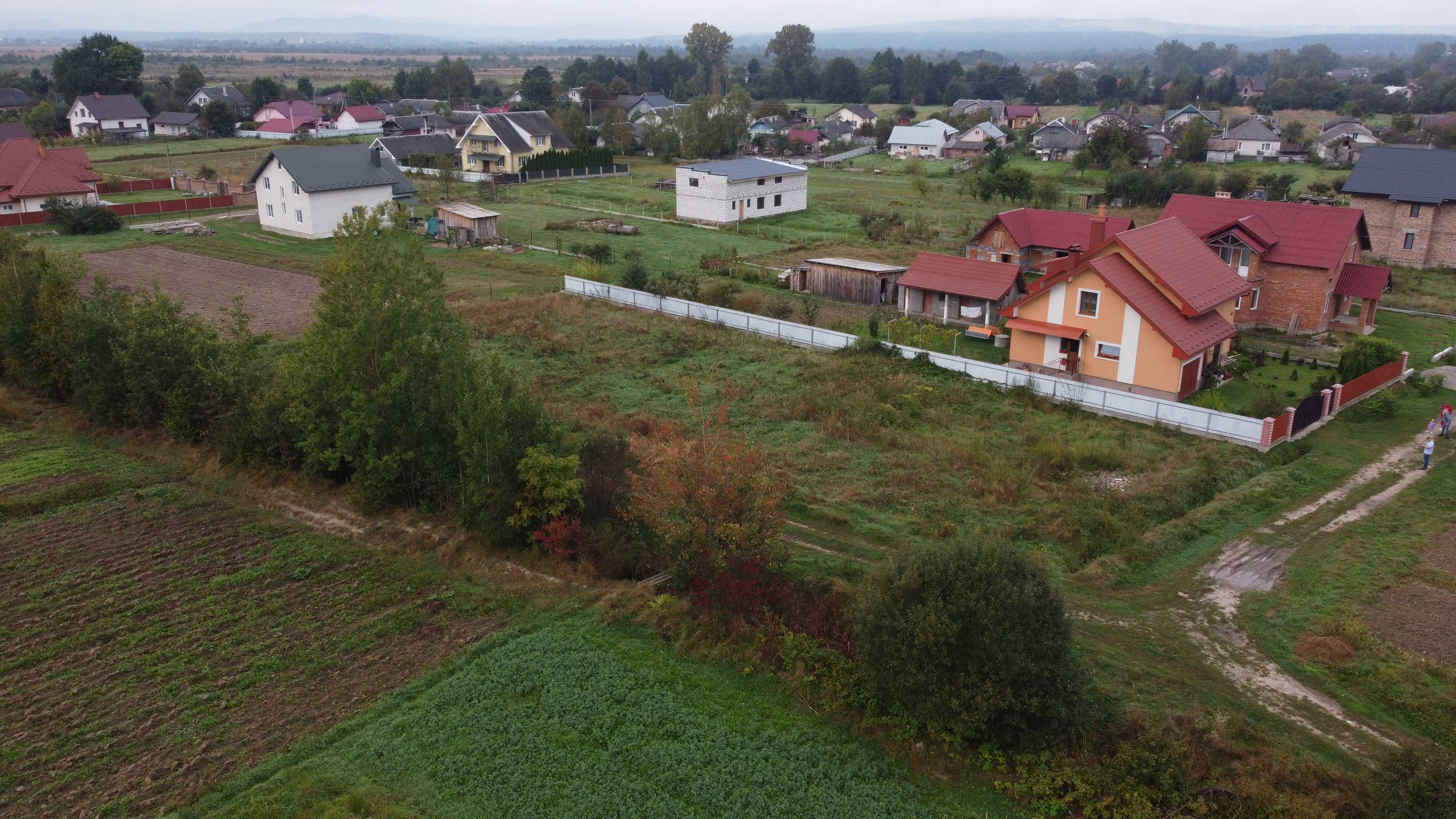 Продається ділянка 12 сотих. Газ. Світло. Під будівництво. с. Стебник