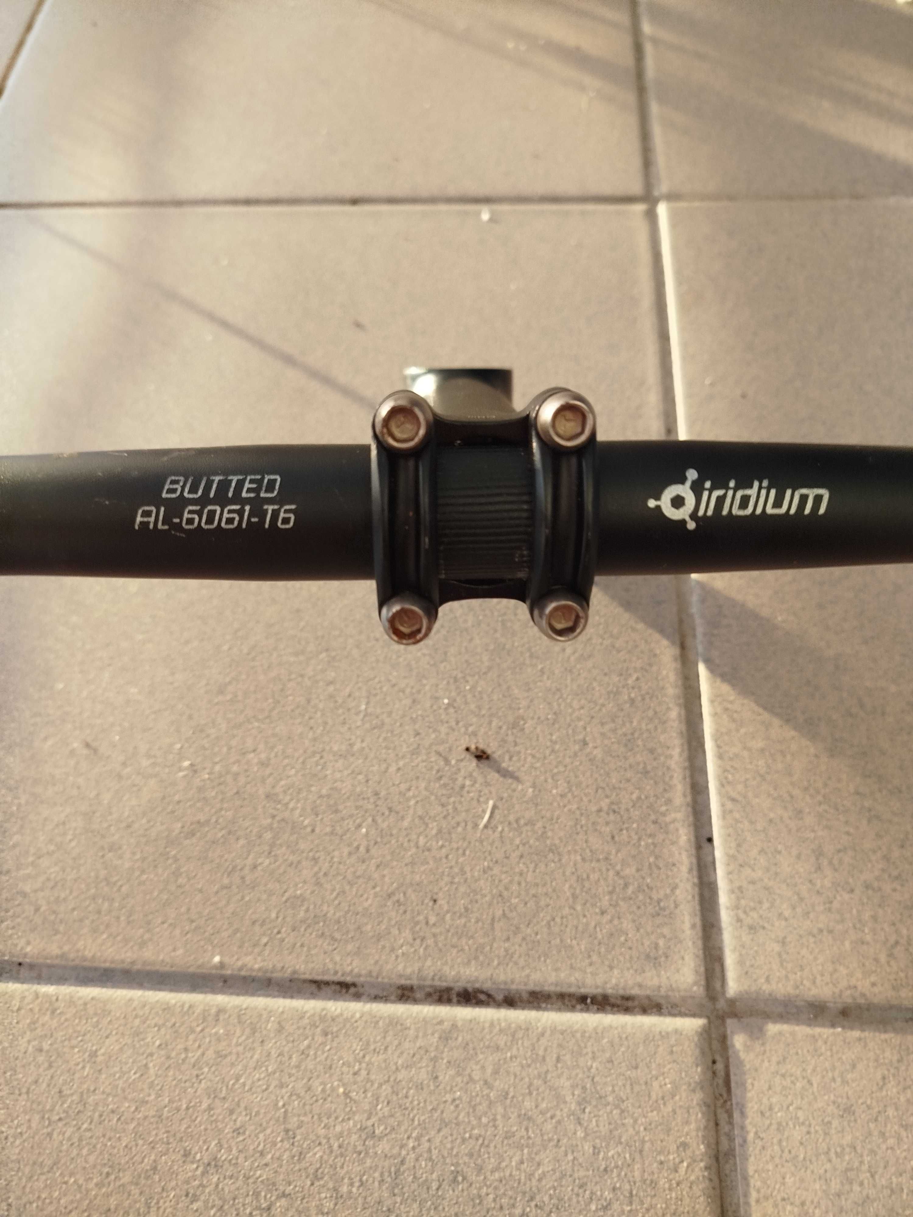 kierownica rowerowa z mostkiem