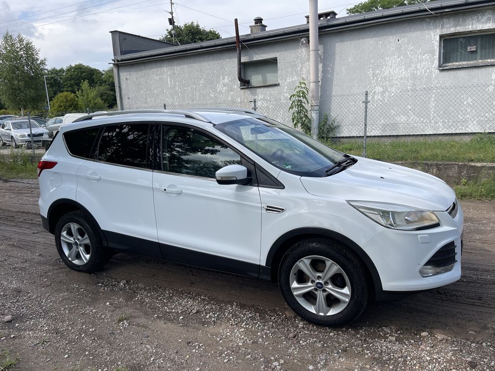 Ford Kuga 1,6 benzyna 2013