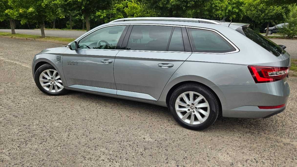 Skoda Superb, salon, I właściciel