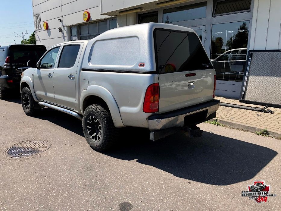 Zabudowa ARB Toyota Hilux bez szyb podwyższana hardtop canopy