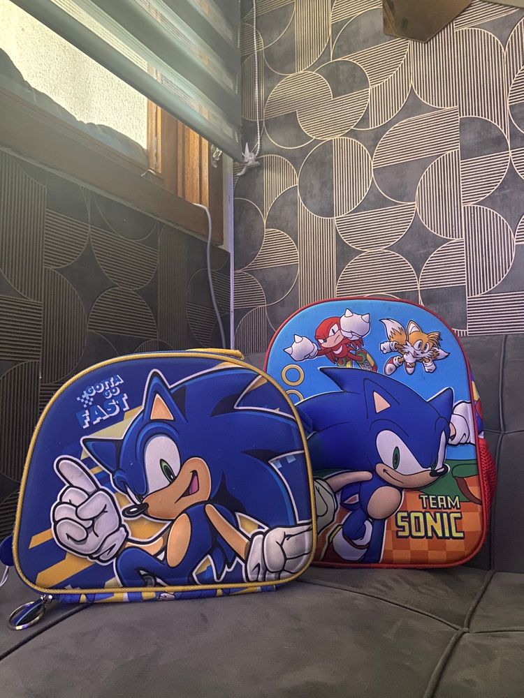 Mochila e lancheira sonik