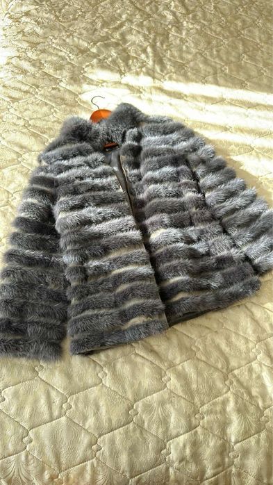 Норкова куртка з замшевими смужками