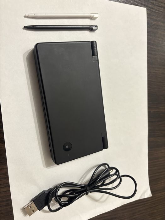 Продам Nintendo DSi в гарному стані