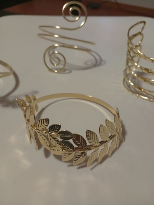 5 pulseiras/braçadeiras douradas bijuterias