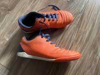 Buty halowki pilkarskie