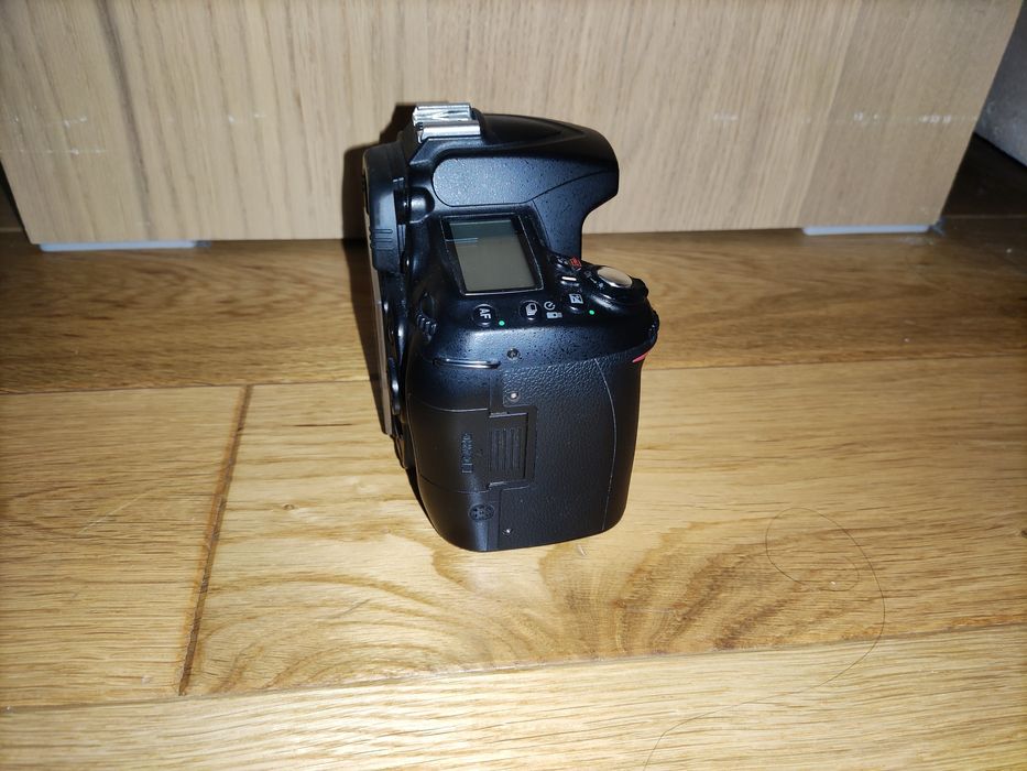 Aparat Nikon D90 Body lustrzanka, niski przebieg