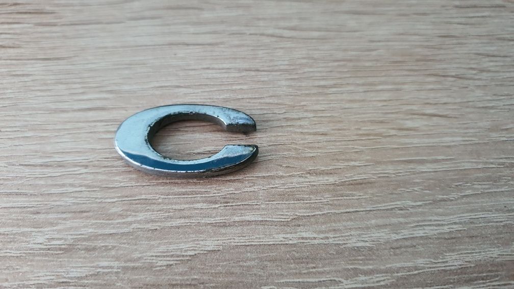 Ford focus mk2 literka napis emblemat nowe
