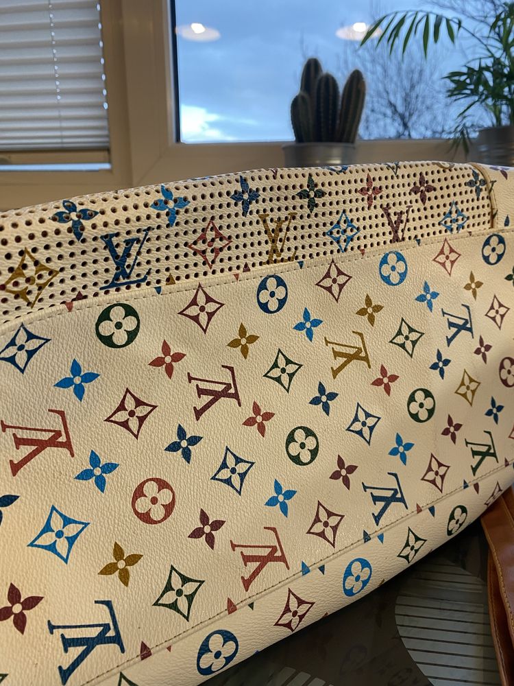 Biala torebka Louis Vuitton