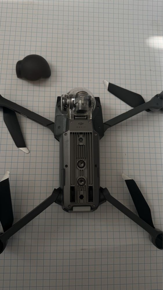 Продам квадрокоптер DJI Mavic Pro