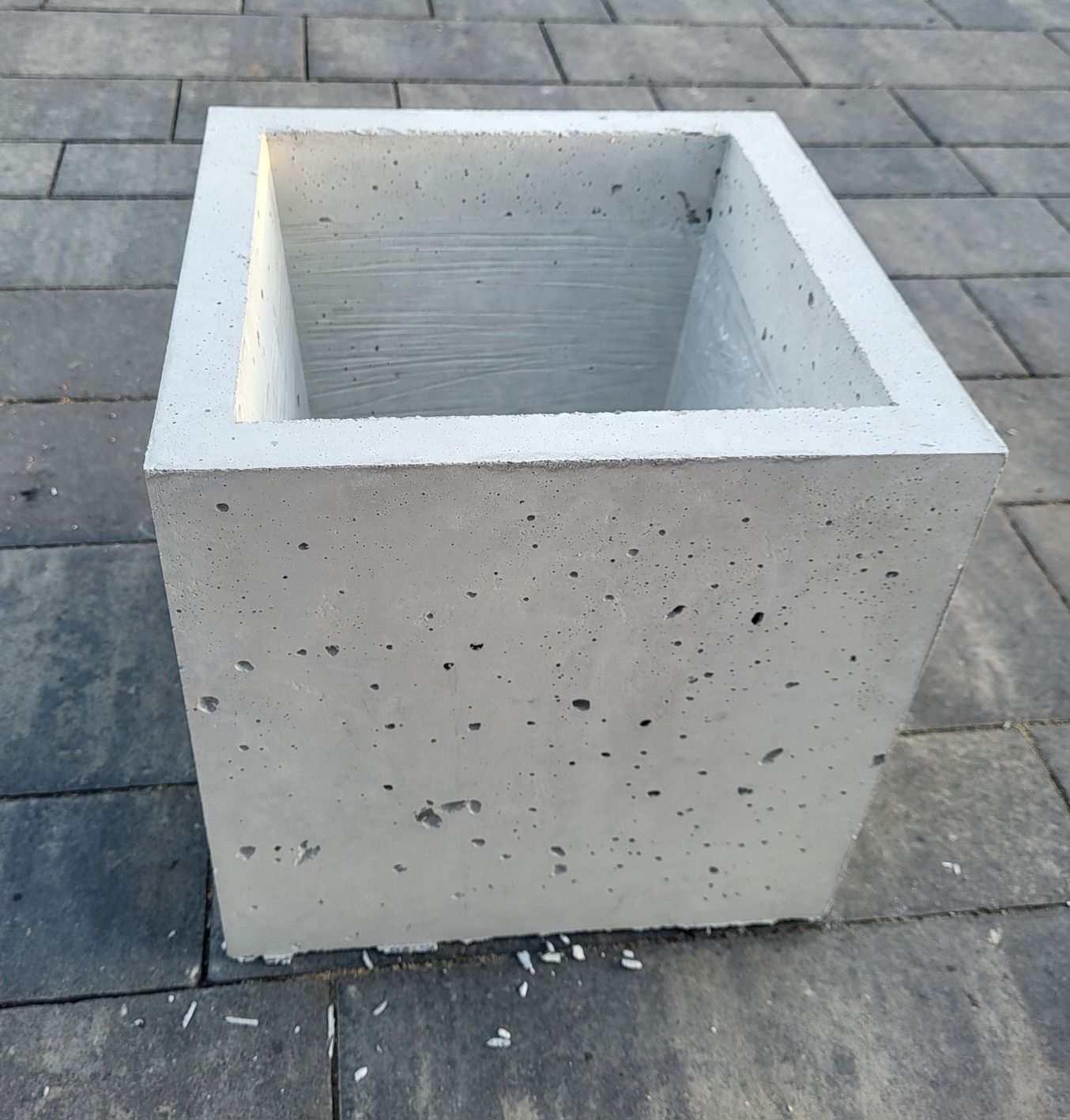 Donice betonowe donice ogrodowe