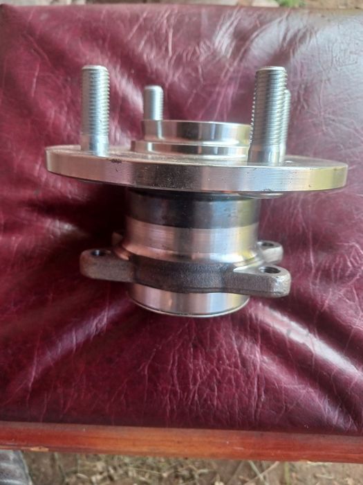 Продам ступицу на хундай гетц новую. Цена 800 грн .