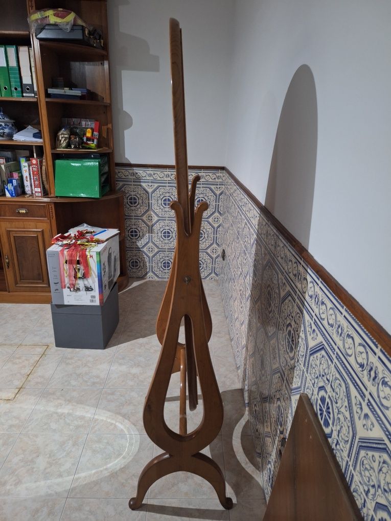 Espelho de Chão Oscilante