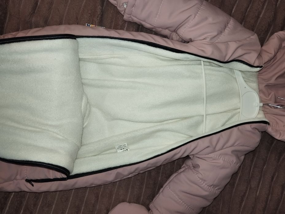 Продам зимовий комбінезон для дівчинки 74 р